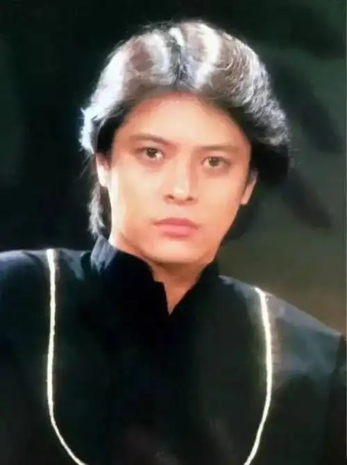 据台媒报道,台湾歌手刘文正去年生日前后过世,享年70岁.