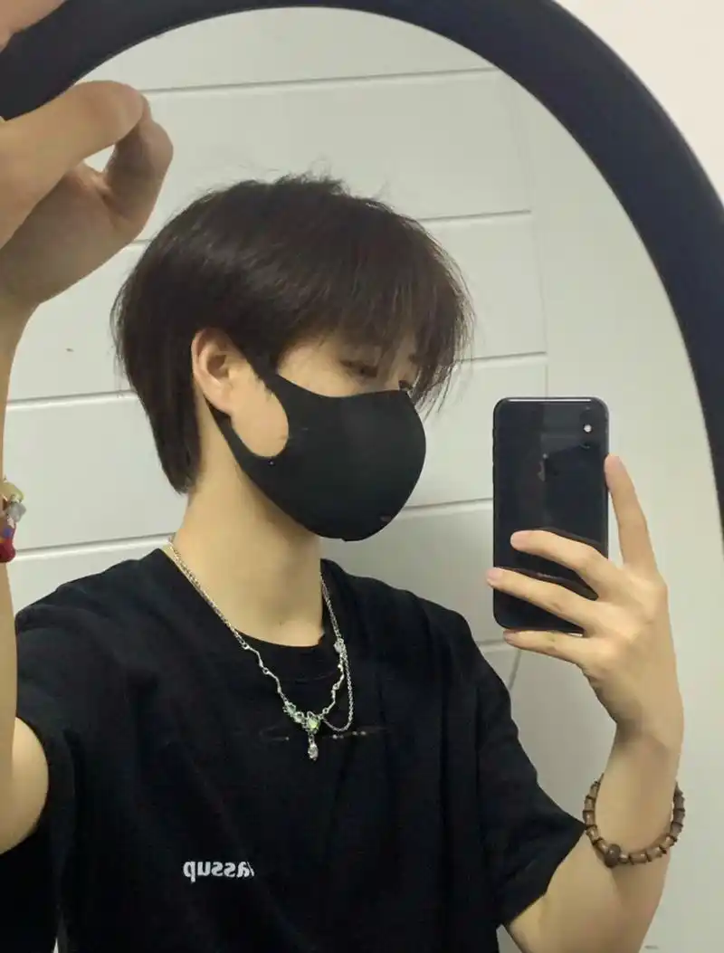 女生剪男生发型真的帅爆了 求求你们不要再上面打薄两边推短了