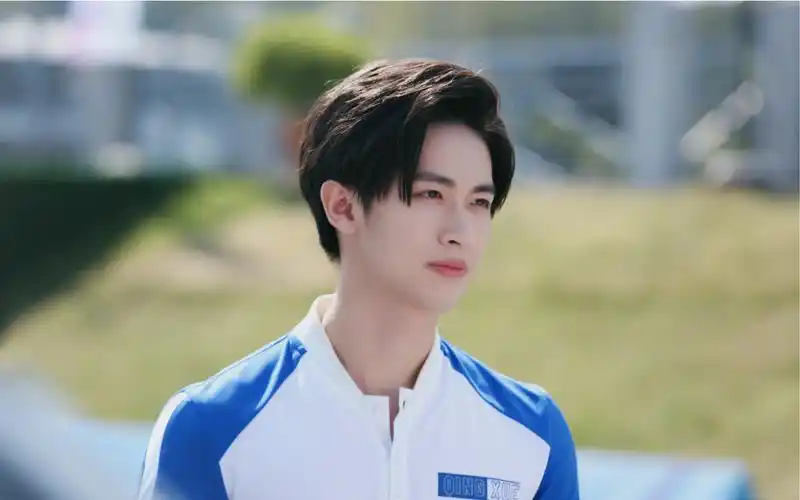 【奋斗吧少年】|【张逸杰】|【卓治颜值向】|【甜甜的】|【生气也是奶