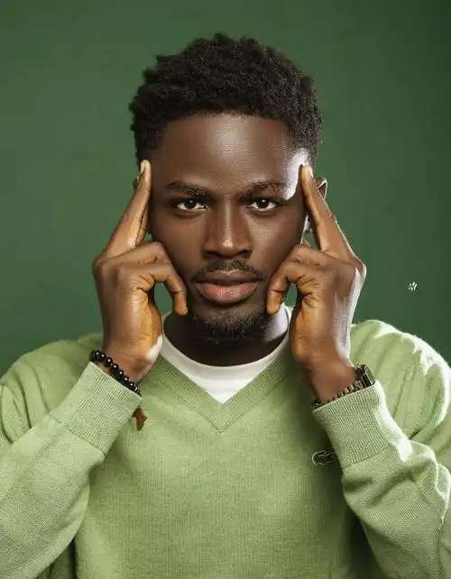 非洲年轻黑人帅哥写真图片