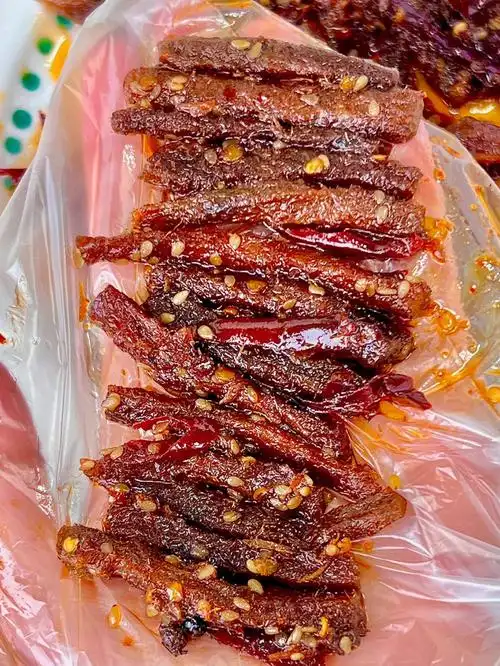 家里什么条件才能天天吃这么香的麻辣牛肉条