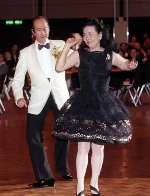 琼缨因癌症去世,享年79岁,生前最后露面照曝光|何超琼|赌王_网易订阅