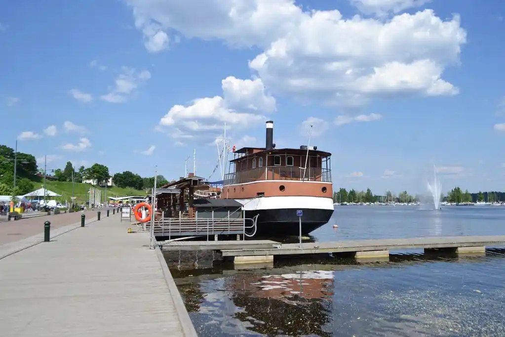 拉彭兰塔港,拉彭兰塔港口在芬兰的夏天