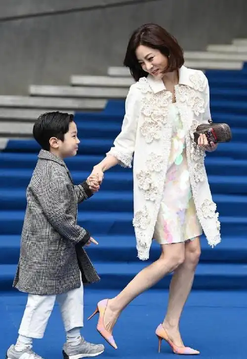 4月7日,蔡琳,高调发文!