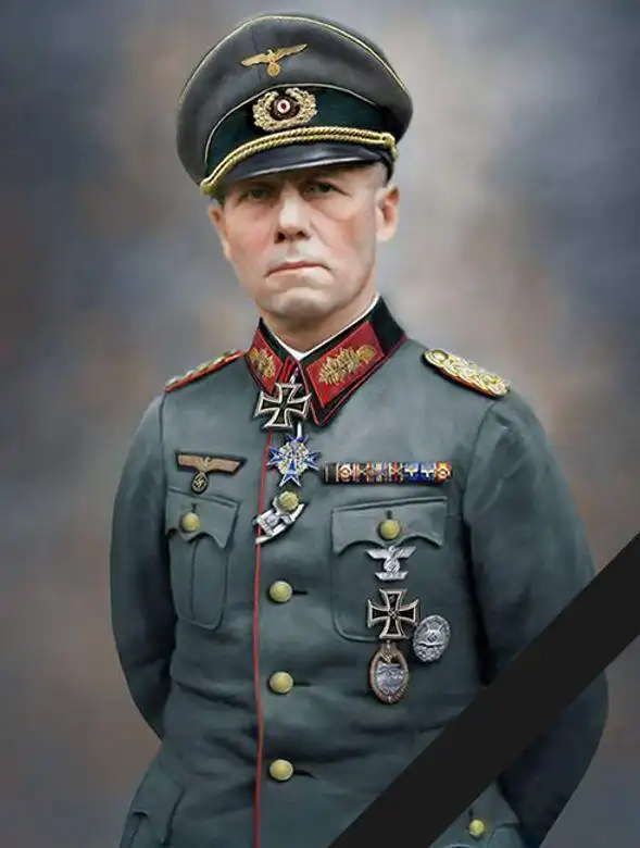 隆美尔在闪击法国期间是个轻装甲师师长,短短几年就成了陆军元帅