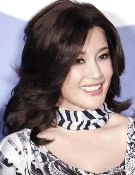 70多岁的刘晓庆,终于变老了