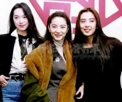 林青霞与王祖贤的一些合照