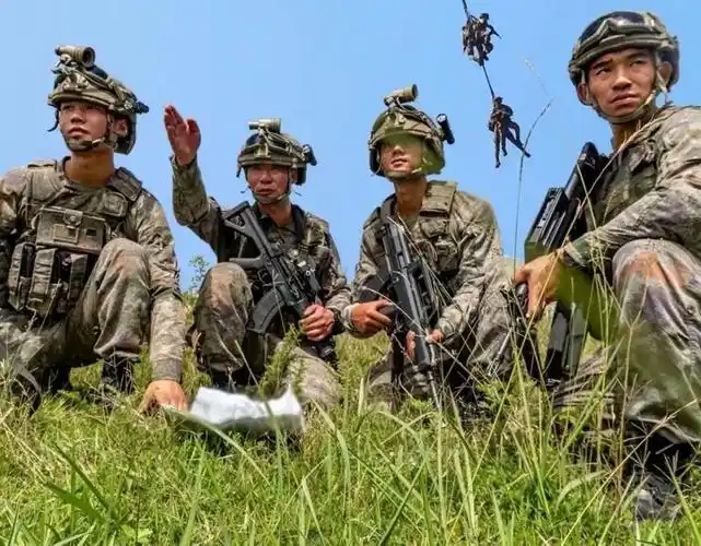 雷神突击队中国空降兵特种作战部队