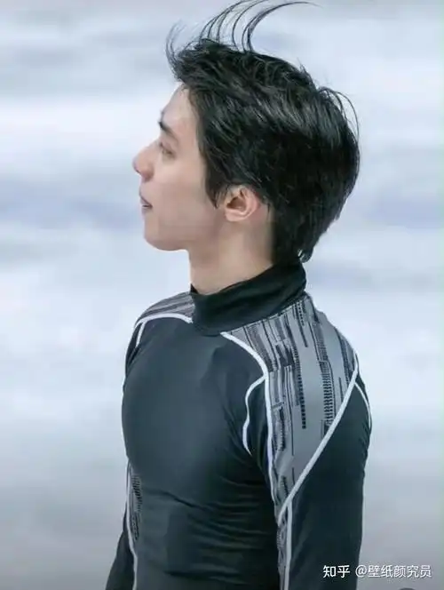 从索契奥运周期羽生结弦在陈伟群之后奋力追赶,直到索契奥运会,他为