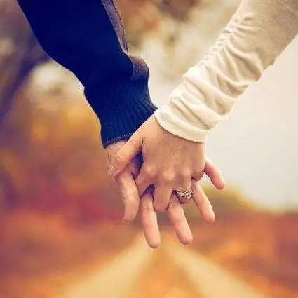 好看的十指紧扣头像