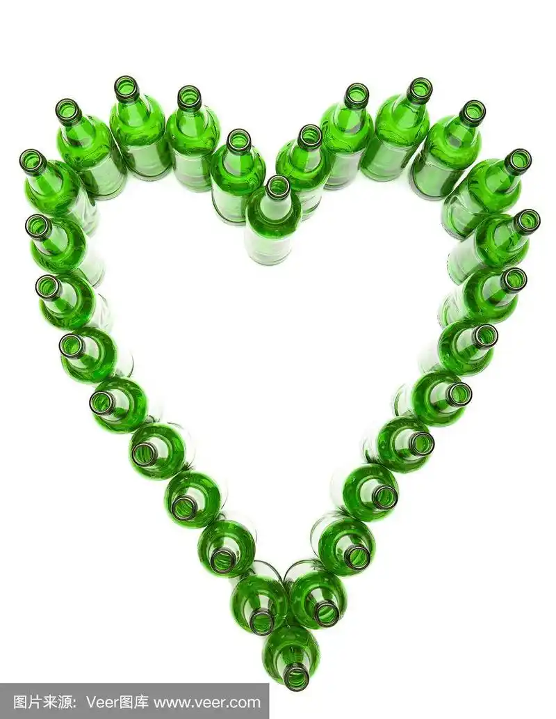 心从空啤酒瓶