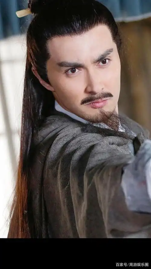 古装长胡子的六大男星,郭麒麟像小老头,肖战man,他是大猪蹄子!