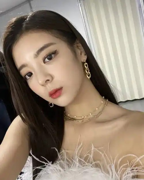 itzy lia崔智秀(多图)