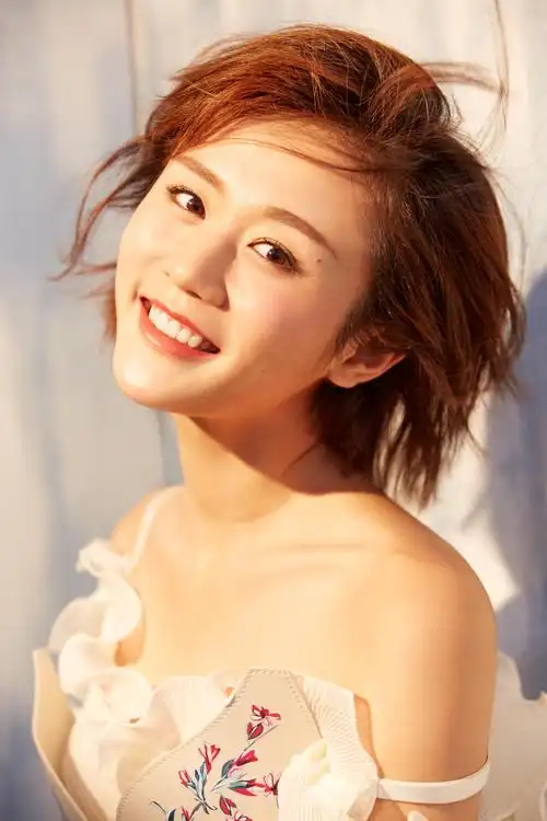 曹琦百变荧屏诠释演员花样人生