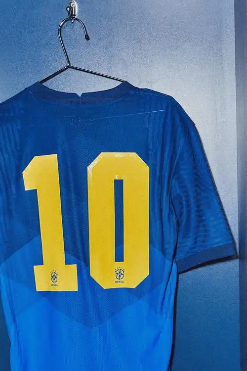 巴西国家队202021赛季主客场球衣