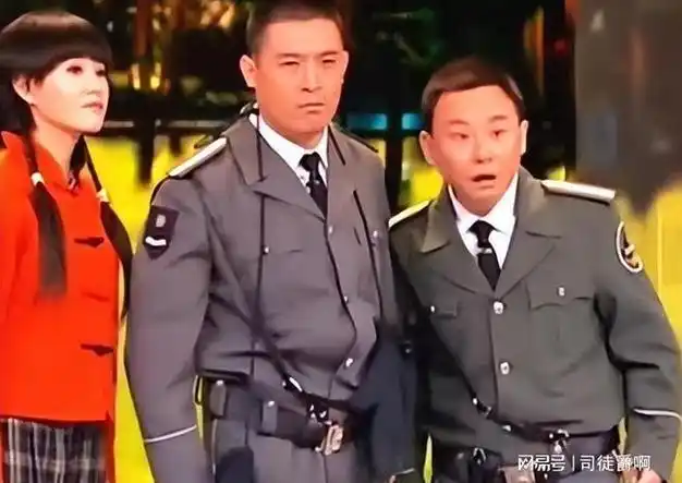 一句话风靡全国,赵本山解甲归田,他独挑小品大梁|李莉|演员|吉祥三保