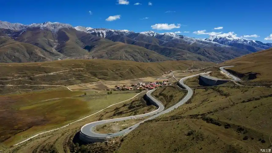 探秘317国道川藏北线,一条冷门的进藏道路上会有什么样的风光?-雀儿山