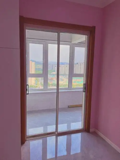 超白长虹玻璃门