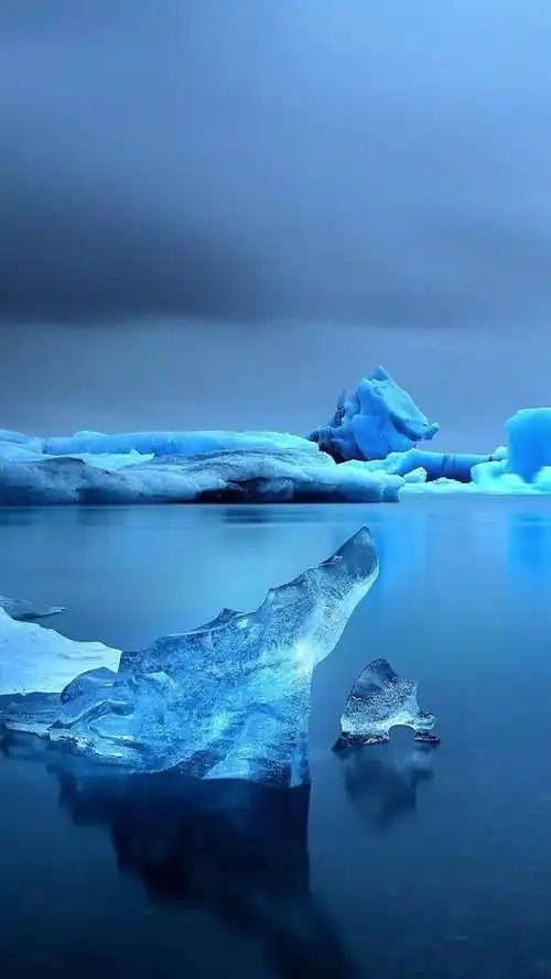 蓝色冰