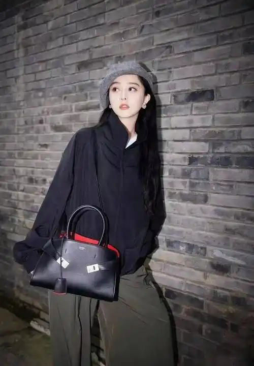 原创如何根据头部深浅选择最佳服装用色看范冰冰的色彩搭配就知道了