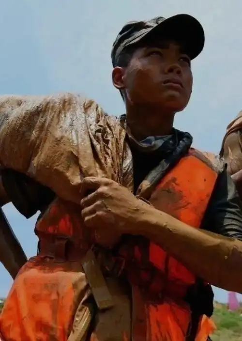 57张抗洪图,致敬中国军人!