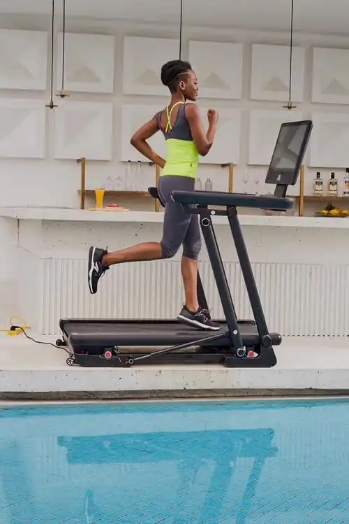 大连智能折叠跑步机超高清显示屏木卫六