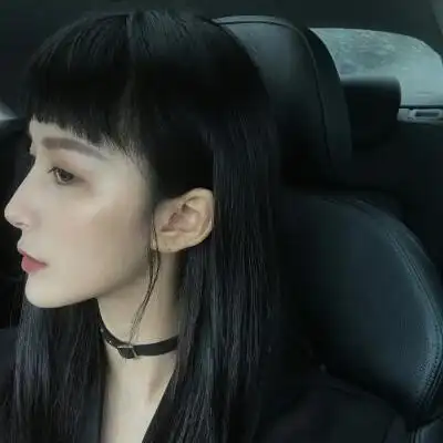 世中仙儿の女生头像〔气质〕〔高冷〕〔原宿风