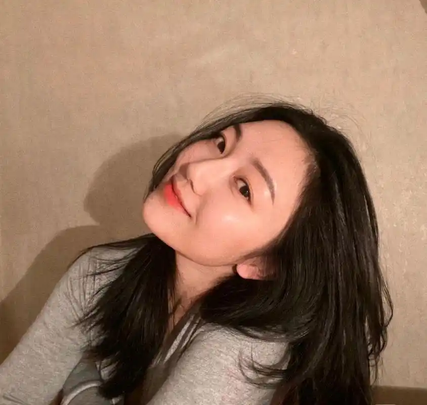 35岁单身女性:我享受自由生活,拒绝被传统定义