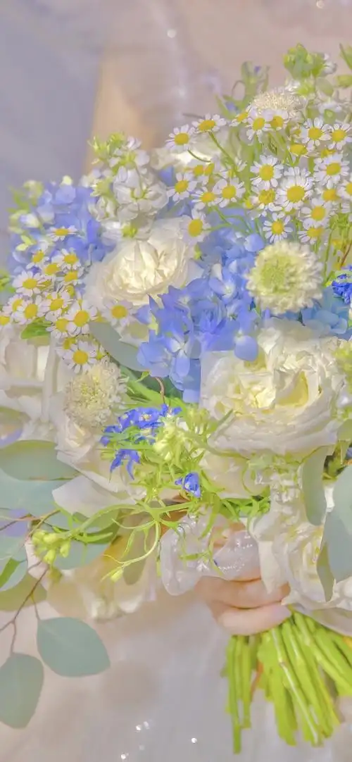 少女 花束 壁纸