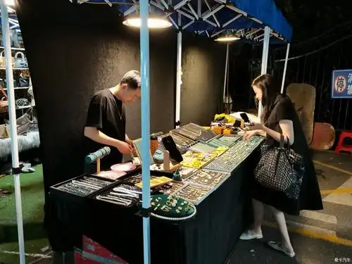 夜游西湖吴山夜市