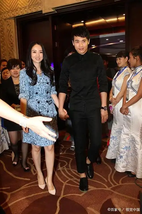 高云翔老婆(高云翔老婆董璇结婚照)