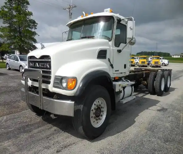 2007 mack granite