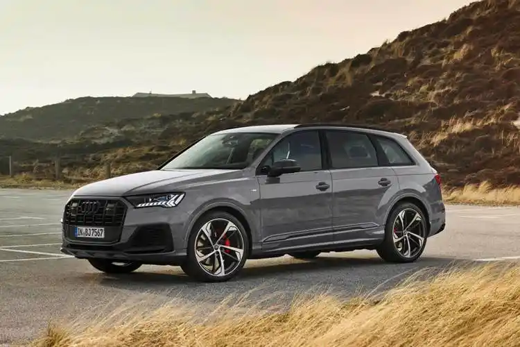 换装最新2.0t!新款奥迪q7上市 售63.28万起!_搜狐汽车_搜狐网