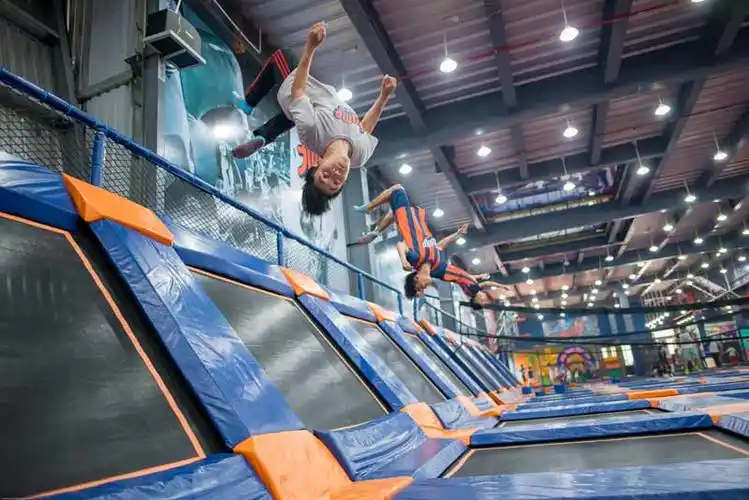 "甘肃兰州极限空间蹦床主题公园500平方"