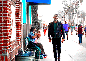 帅哥gif走路gif酷酷的gif胡子gif