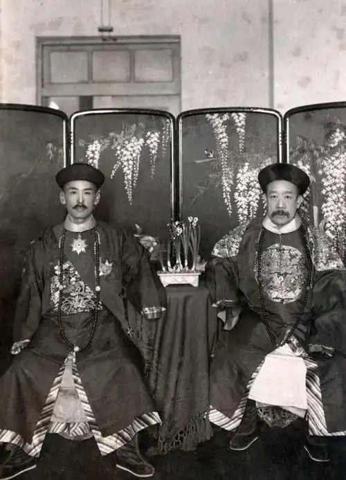 他将38个子女送国外,告诫:不许为中国效力,一女儿恶贯满盈