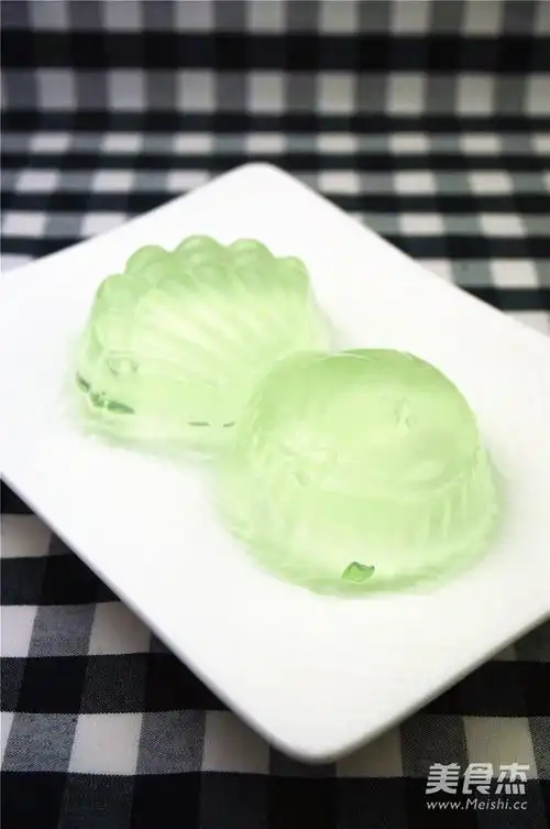 【自制苹果味果冻的做法,自制苹果味果冻的家常做法】美食杰菜谱做法