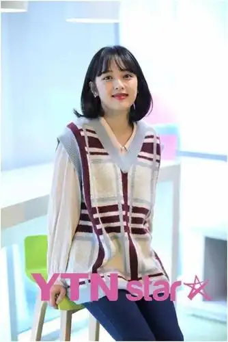 撞脸雪莉的95后少女金宝罗,私服甜美可爱,网友:和剧中反差好大