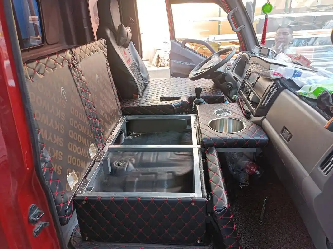 轻卡改装卧铺 #全国卡友 #货车 #自产自销 - 抖音