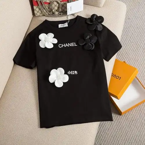 香奈儿chanel立体花朵短袖t恤