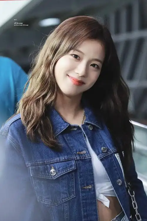 jisoo金智秀正脸照