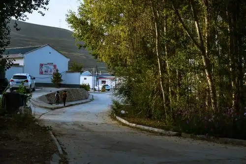 其它 家乡美景 写美篇随着脱贫攻坚的深入落实,家乡的面貌发生了巨大