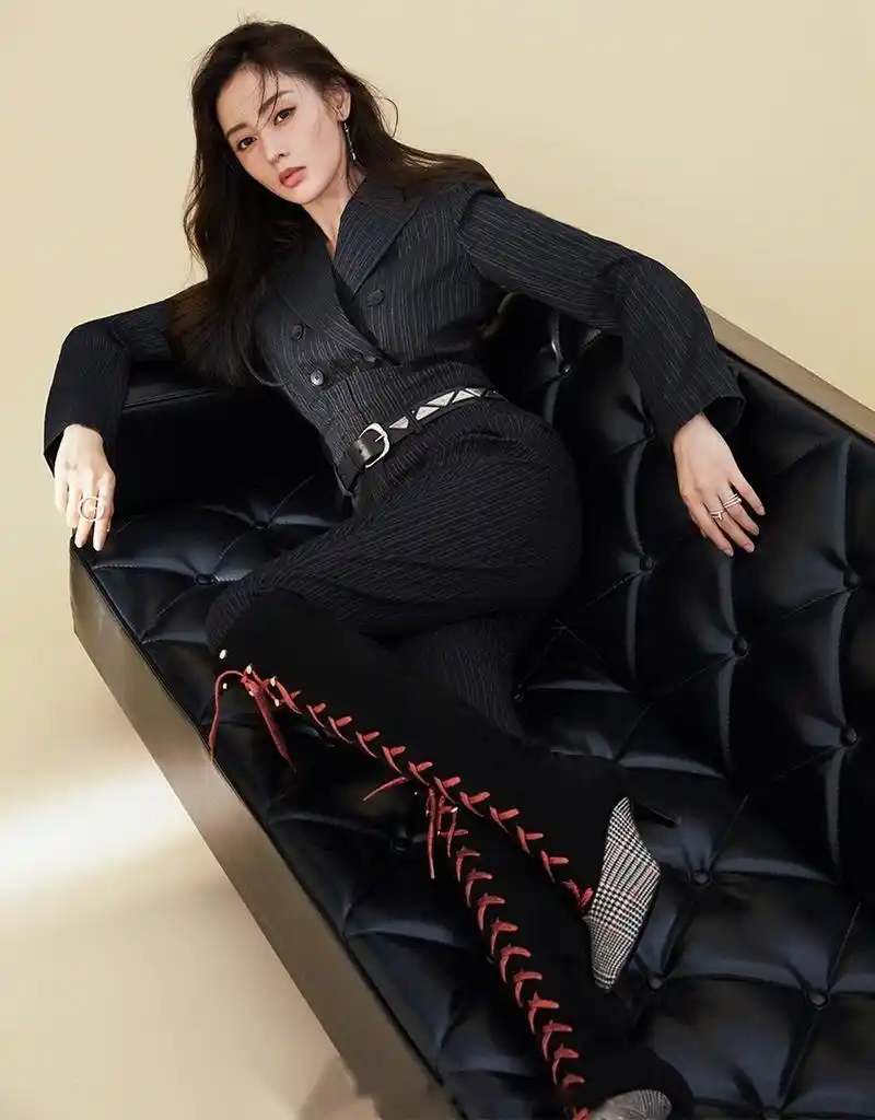 张天爱,有风格,有态度,有自我.