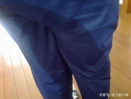 成年人,二十岁的成年人憋不住尿尿裤子是什么体验