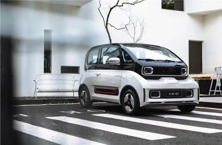 2021新款微型新能源车宝骏kiwiev成首选