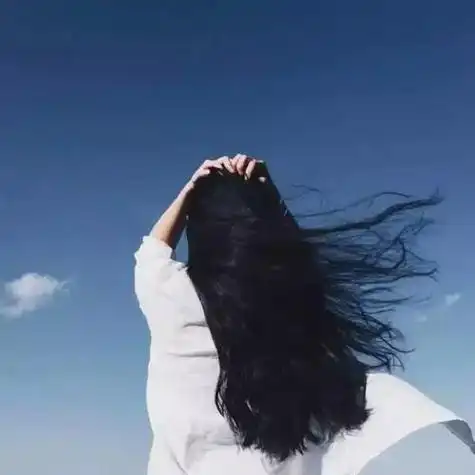 女生头像大全留下背影转身去找更好的自己