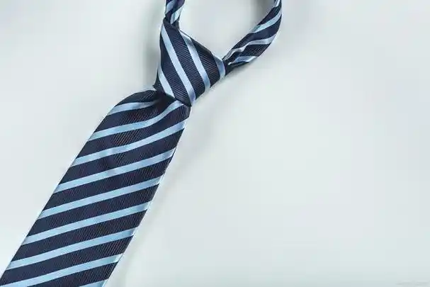 领带领带夹和西装怎么搭配?