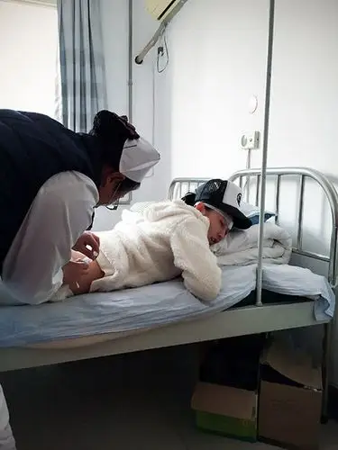 网易娱乐12月9日报道  昨日,青年演员白柳汐在电视剧《独立纵队2