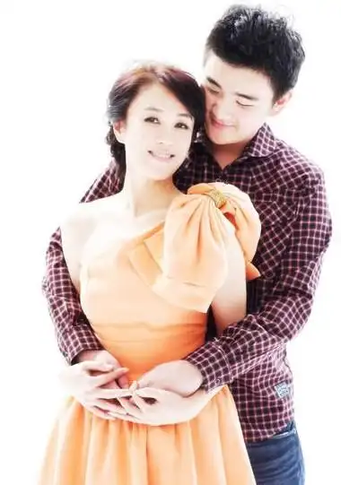 傅艺伟老公是谁? 傅艺伟儿子资料照片曝光