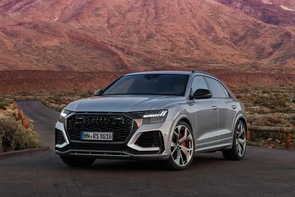 2020款奥迪rs q8国外开售,一睹为快